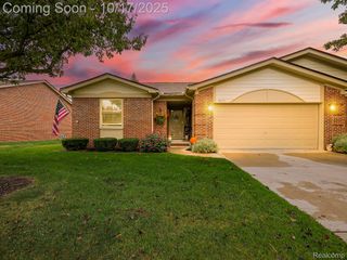 3890 Shannon Drive, Warren, MI 48091