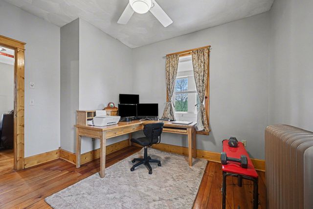 213 Boulevard Avenue NE, Montgomery, MN 56069