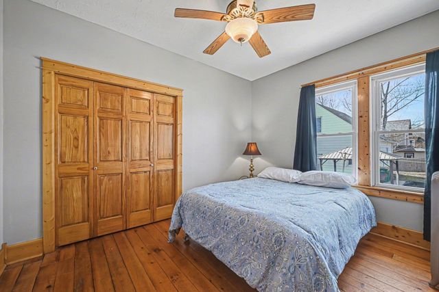 213 Boulevard Avenue NE, Montgomery, MN 56069