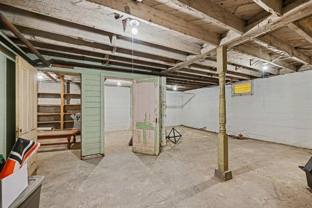 213 Boulevard Avenue NE, Montgomery, MN 56069