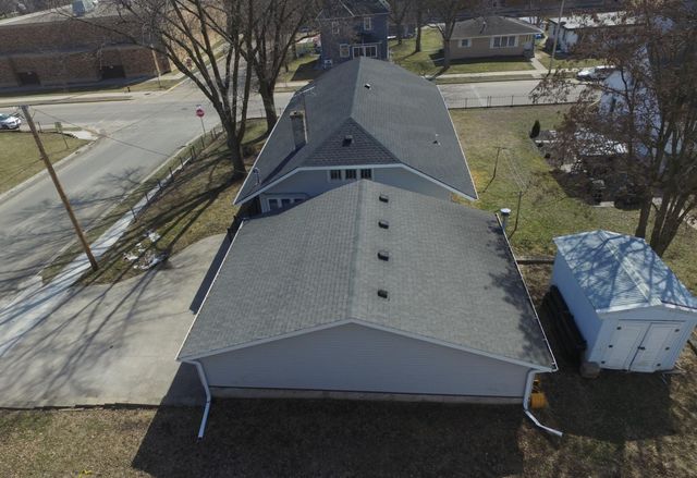 213 Boulevard Avenue NE, Montgomery, MN 56069