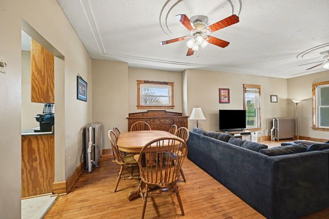 213 Boulevard Avenue NE, Montgomery, MN 56069