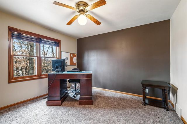 318 Paris Place, Eau Claire, WI 54703