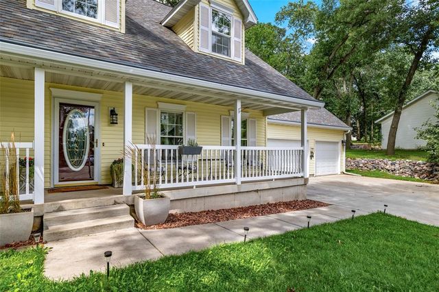 318 Paris Place, Eau Claire, WI 54703