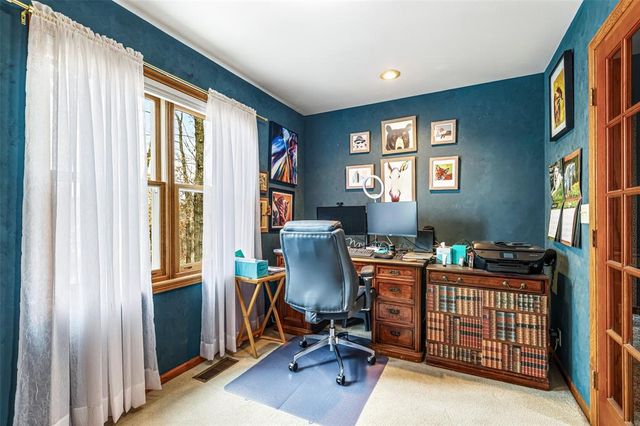 318 Paris Place, Eau Claire, WI 54703