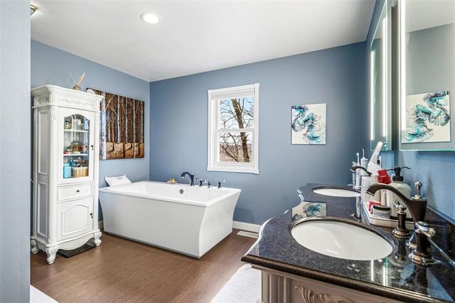318 Paris Place, Eau Claire, WI 54703