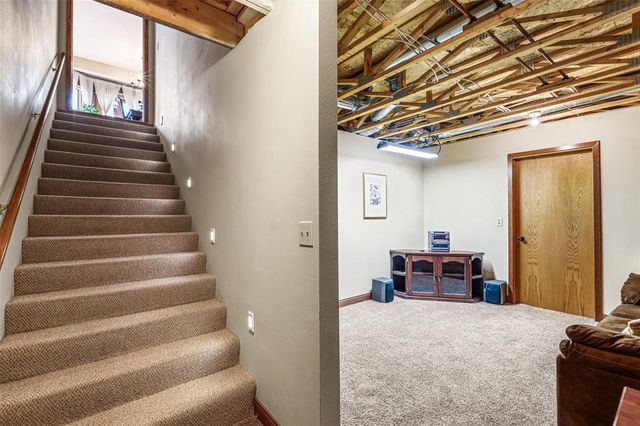 318 Paris Place, Eau Claire, WI 54703