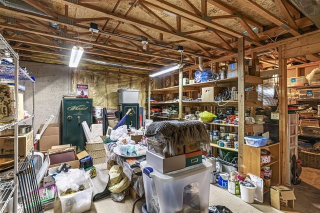 318 Paris Place, Eau Claire, WI 54703