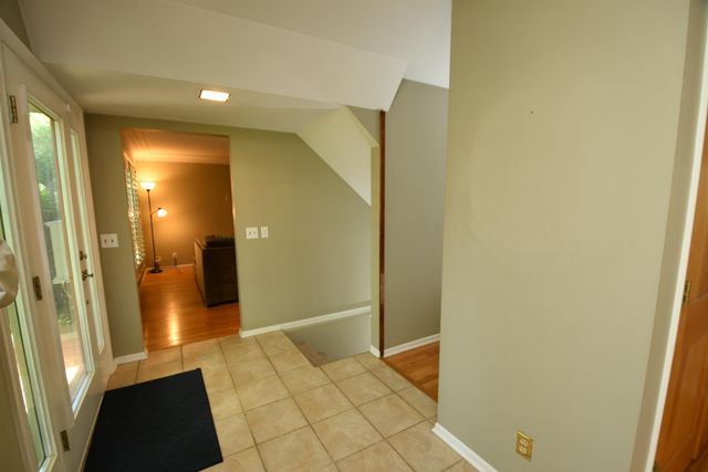 803 N Kalamazoo Street, Paw Paw, MI 49079