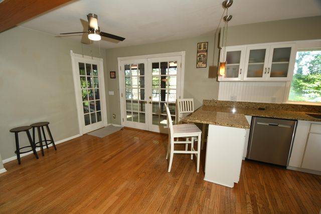 803 N Kalamazoo Street, Paw Paw, MI 49079