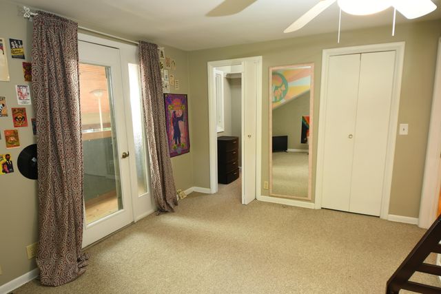 803 N Kalamazoo Street, Paw Paw, MI 49079