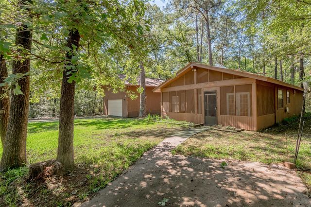 28633 Shawnee Court, Huntsville, TX 77320