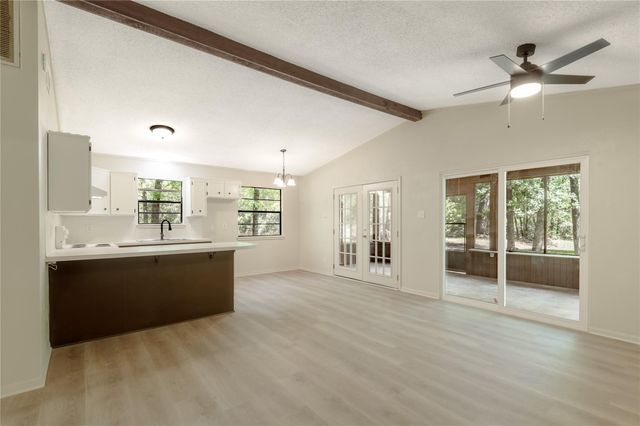 28633 Shawnee Court, Huntsville, TX 77320