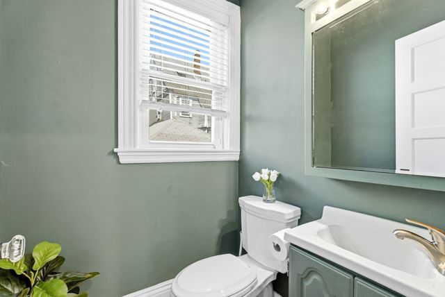 19 Gilmore St, Everett, MA 02149