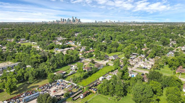 4612 Pickfair Street, Houston, TX 77026