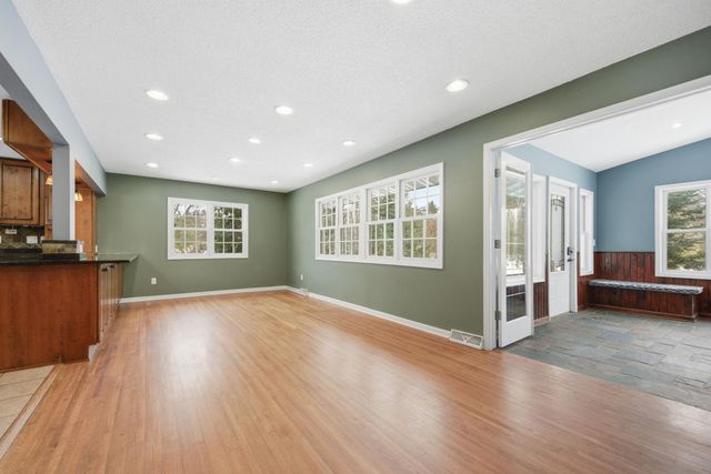 6661 Pine Street, Columbus, MN 55014