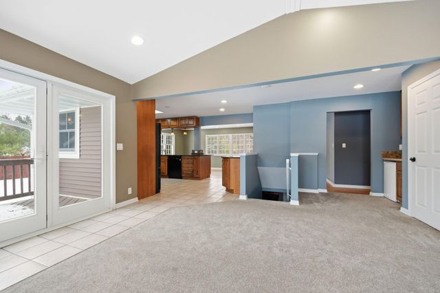 6661 Pine Street, Columbus, MN 55014