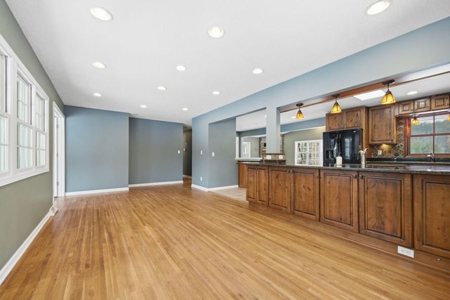 6661 Pine Street, Columbus, MN 55014