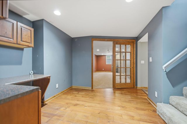 6661 Pine Street, Columbus, MN 55014