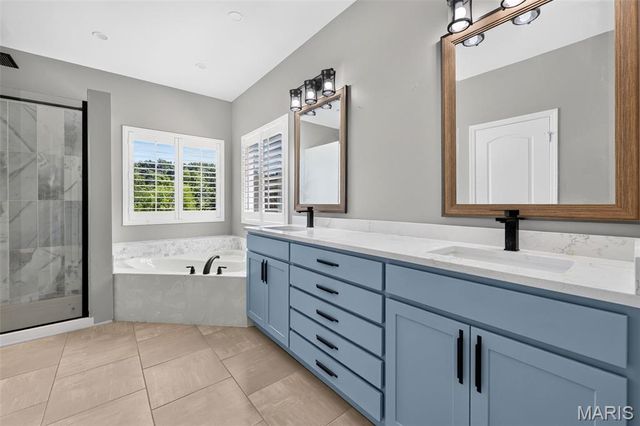 1316 Homestead Heights Drive, Wildwood, MO 63005