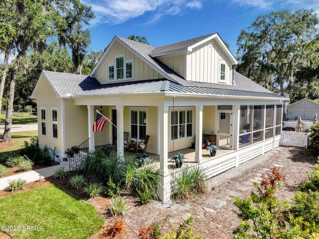1 Carter Oaks Drive, Beaufort, SC 29907