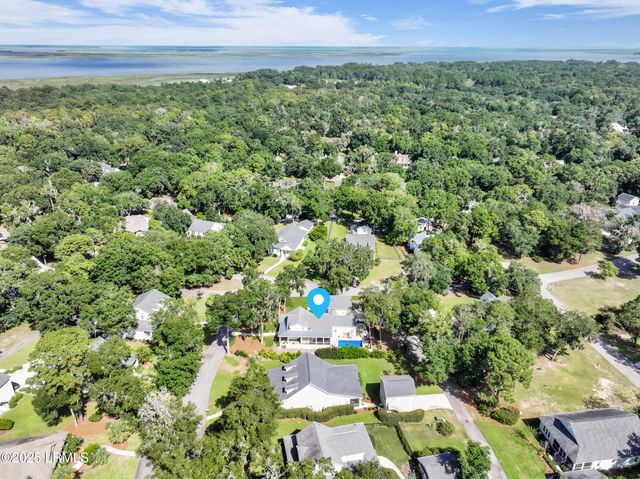 1 Carter Oaks Drive, Beaufort, SC 29907