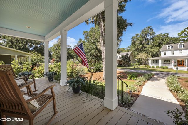 1 Carter Oaks Drive, Beaufort, SC 29907