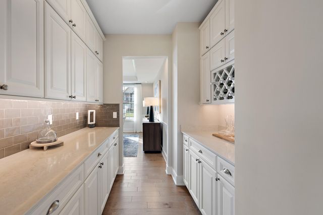 07 Elodea Lane, Lodi Twp, MI 48103