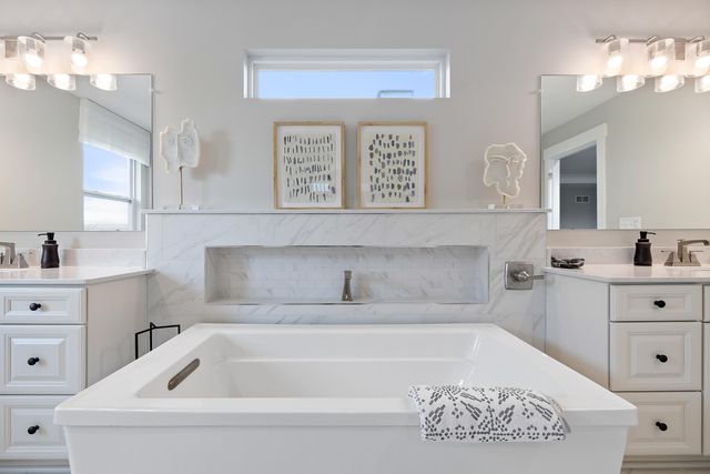 07 Elodea Lane, Lodi Twp, MI 48103