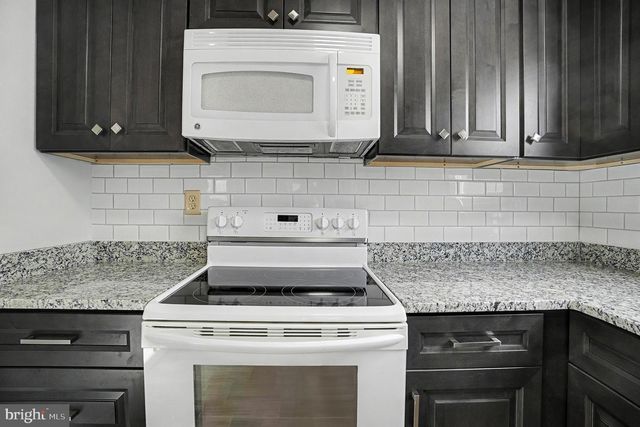 244 ASH LN, Lafayette Hill, PA 19444