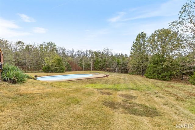 1535 Highway H, Farmington, MO 63640