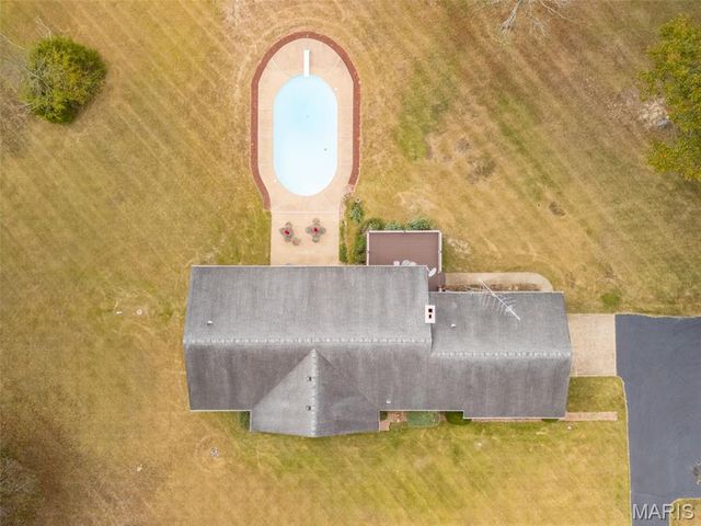 1535 Highway H, Farmington, MO 63640