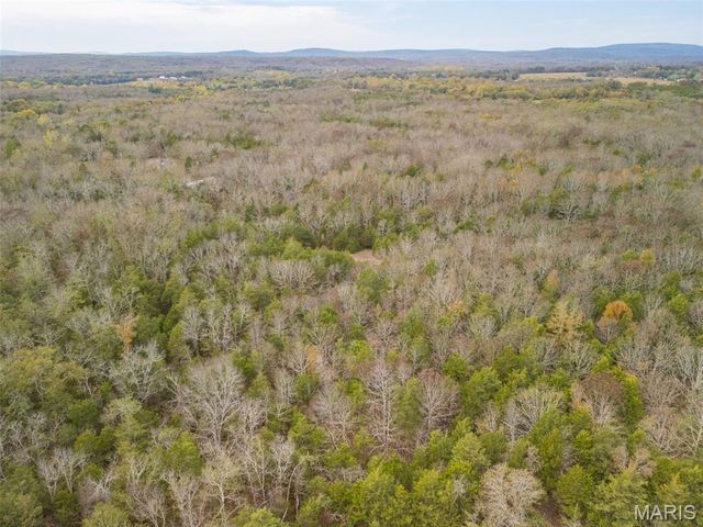 1535 Highway H, Farmington, MO 63640