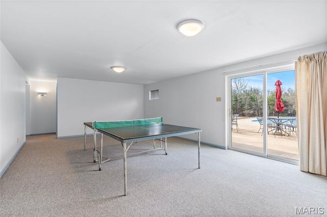 1535 Highway H, Farmington, MO 63640