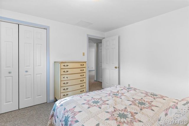 1535 Highway H, Farmington, MO 63640