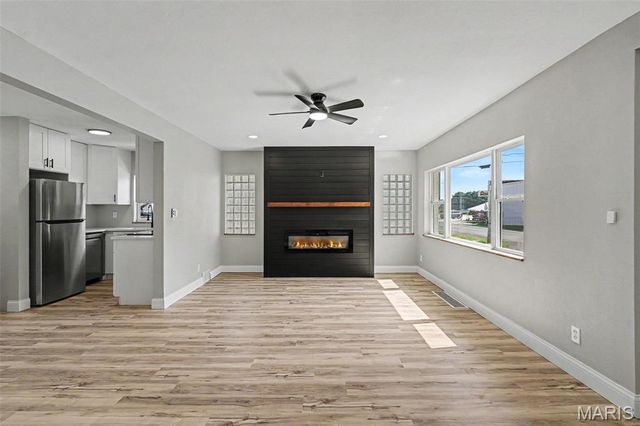 129 N 5th Street, Dupo, IL 62239