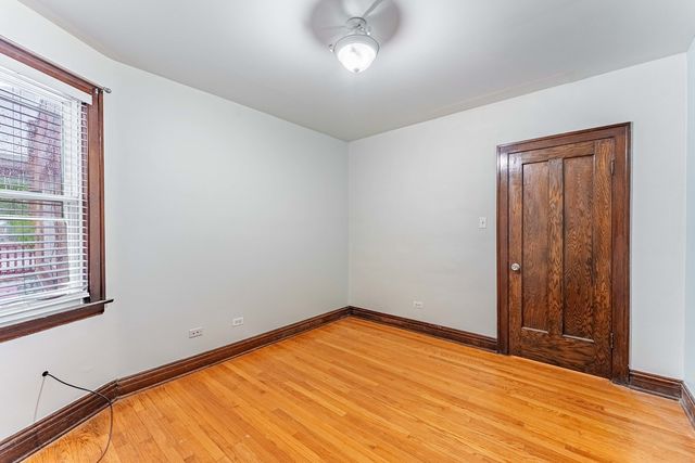 6742 16th Street W B, Berwyn, IL 60402