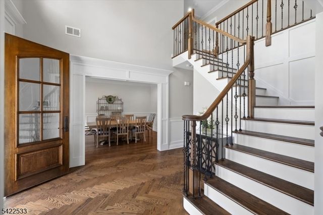 20 Ravine Ave, Wyckoff Twp., NJ 07481