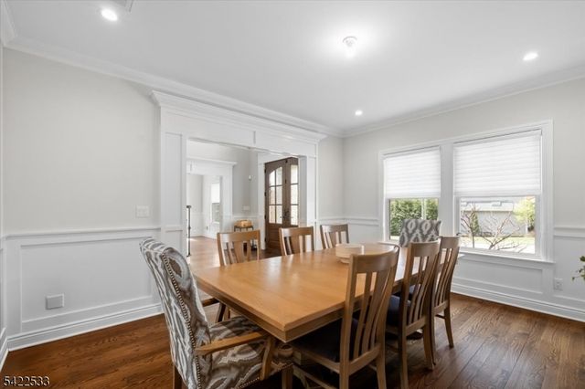 20 Ravine Ave, Wyckoff Twp., NJ 07481