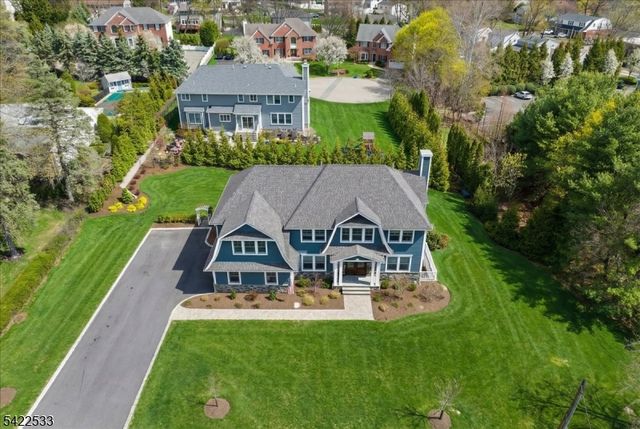 20 Ravine Ave, Wyckoff Twp., NJ 07481