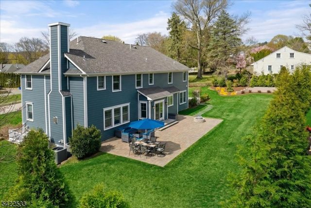 20 Ravine Ave, Wyckoff Twp., NJ 07481
