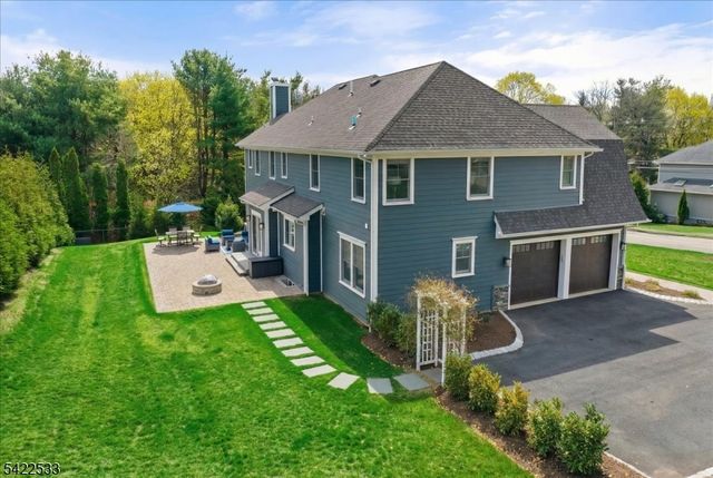 20 Ravine Ave, Wyckoff Twp., NJ 07481