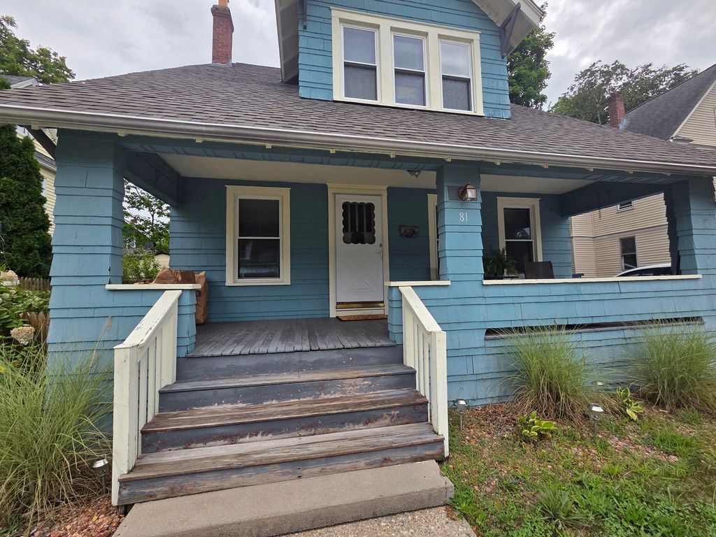 81 Lyndale St, Springfield, MA 01108