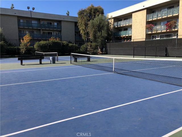 552 N Bellflower Boulevard 220, Long Beach, CA 90814