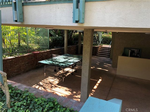 552 N Bellflower Boulevard 220, Long Beach, CA 90814