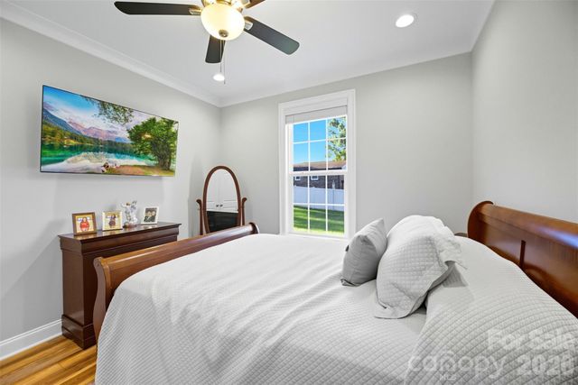 706 Toncin Avenue, Bessemer City, NC 28016