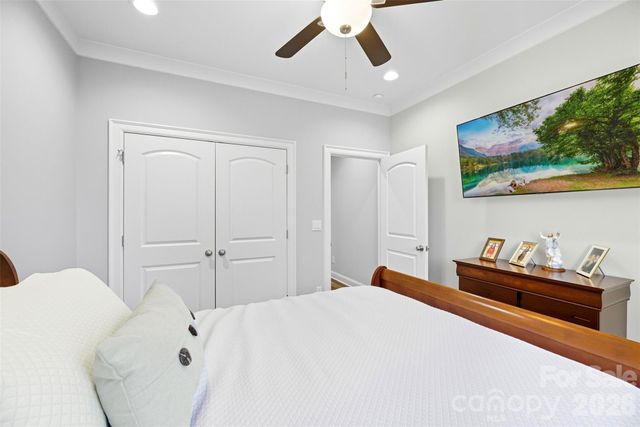 706 Toncin Avenue, Bessemer City, NC 28016