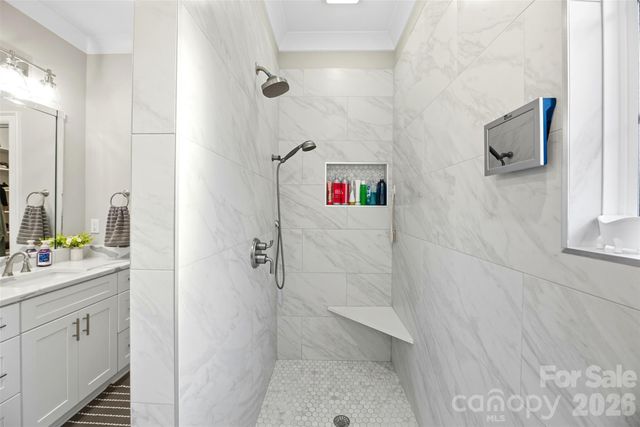 706 Toncin Avenue, Bessemer City, NC 28016