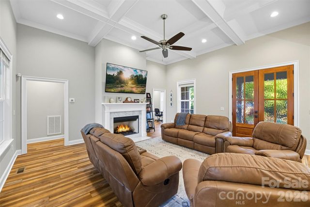 706 Toncin Avenue, Bessemer City, NC 28016