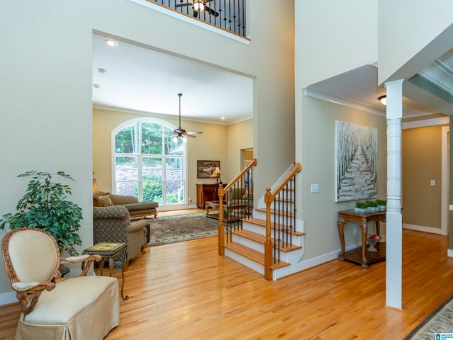 147 INDIAN GATE CIRCLE, Indian Springs Village, AL 35242